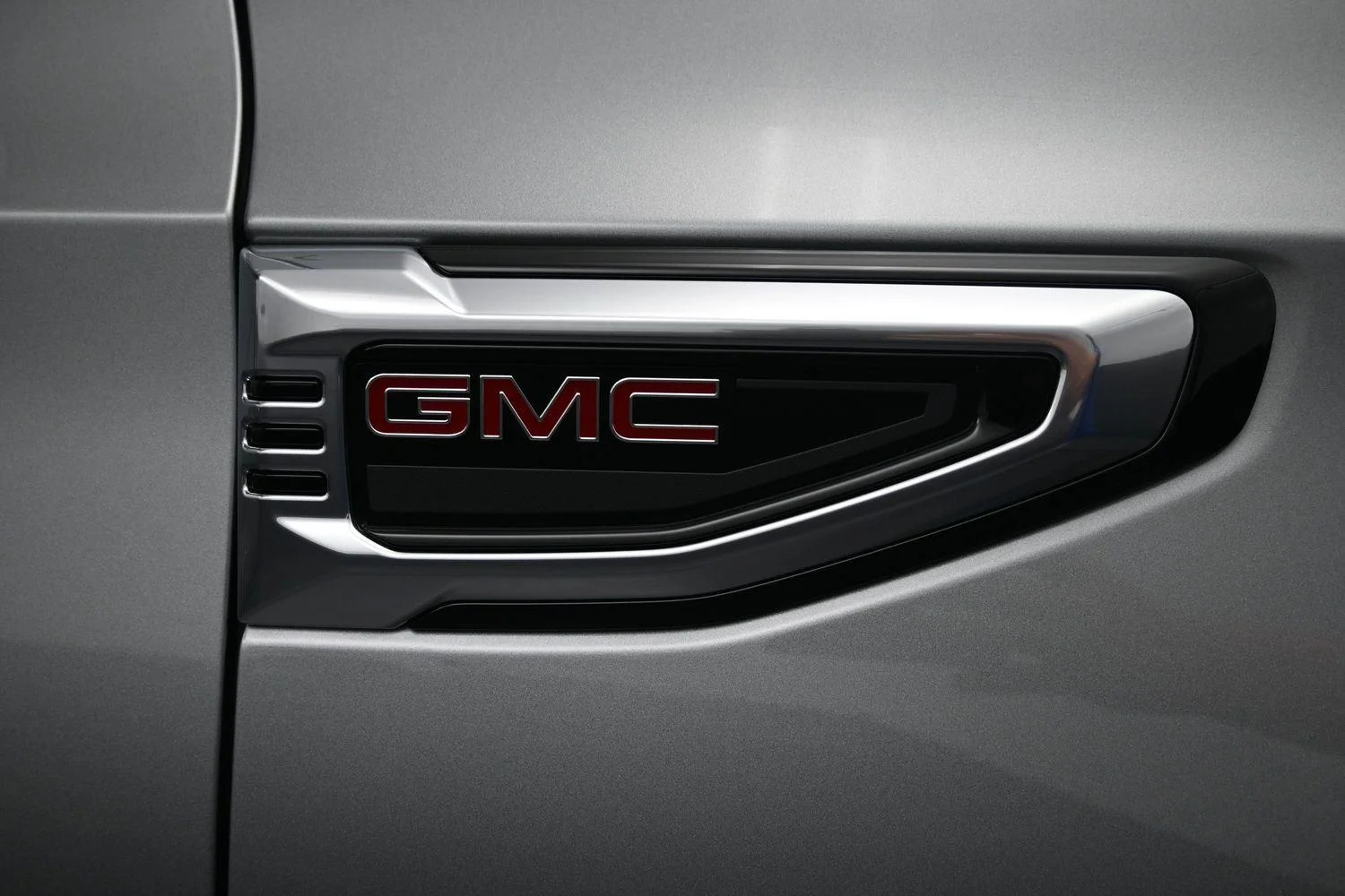 New 2026 Sterling Metallic GMC Denali image 6