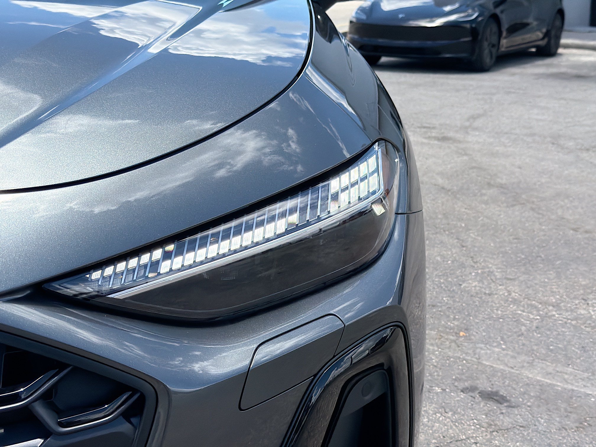 New 2026 Daytona Gray Pearl Effect Audi Premium Plus image 9