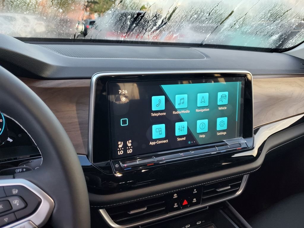 New 2026  Volkswagen SE w/Technology image 8