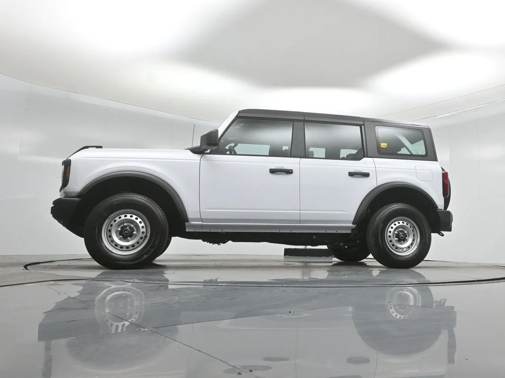 New 2026 White Ford Base image 49