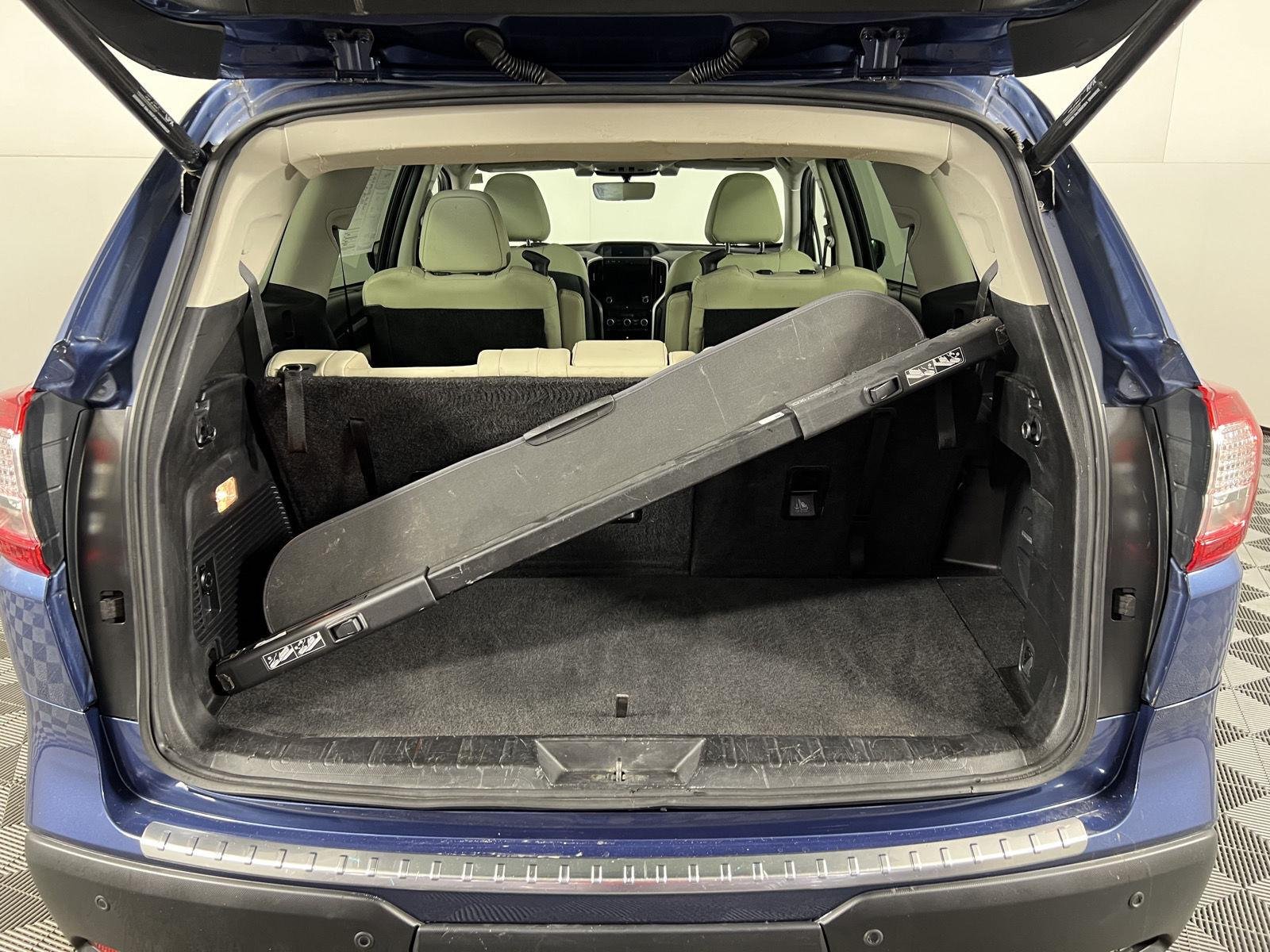 Used 2019 Abyss Blue Pearl Subaru Limited image 7