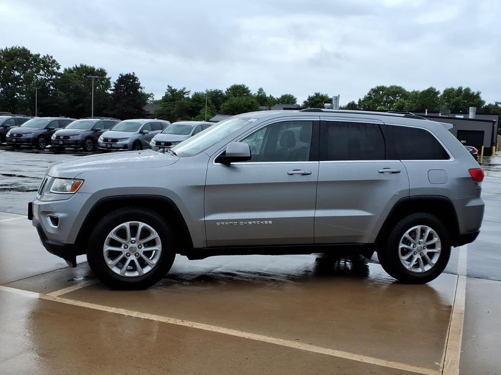 Used 2014 Jeep Grand Cherokee Laredo with VIN 1C4RJFAG9EC416461 for sale in Savoy, IL