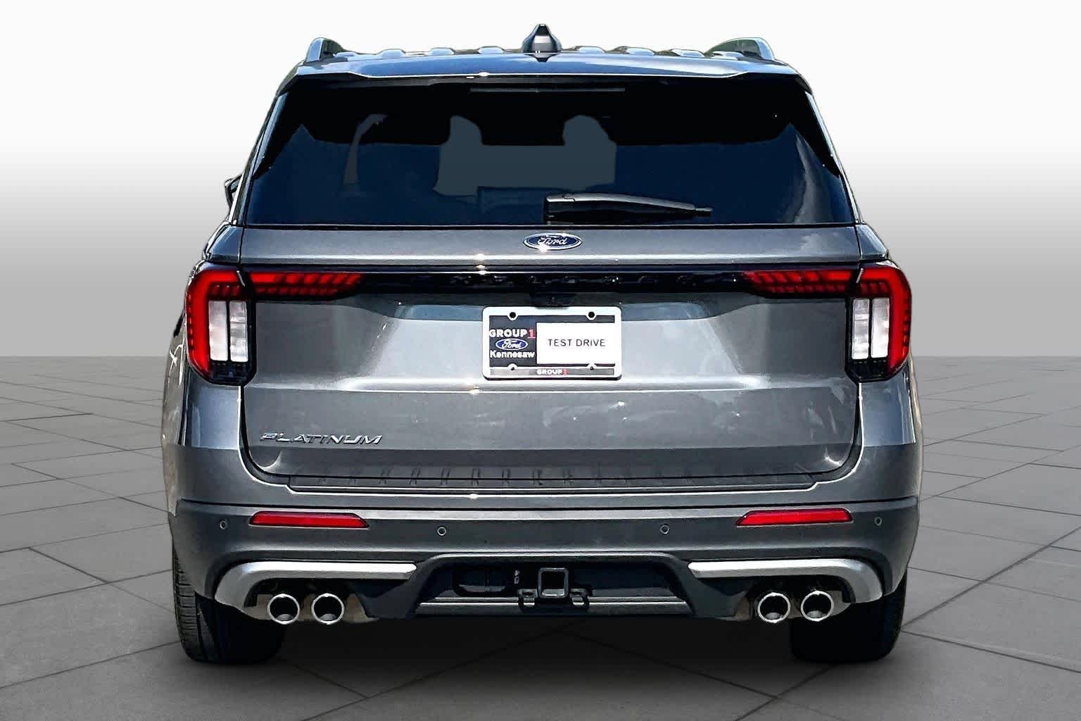 Used 2025 Carbonized Gray Metallic Ford Platinum image 5