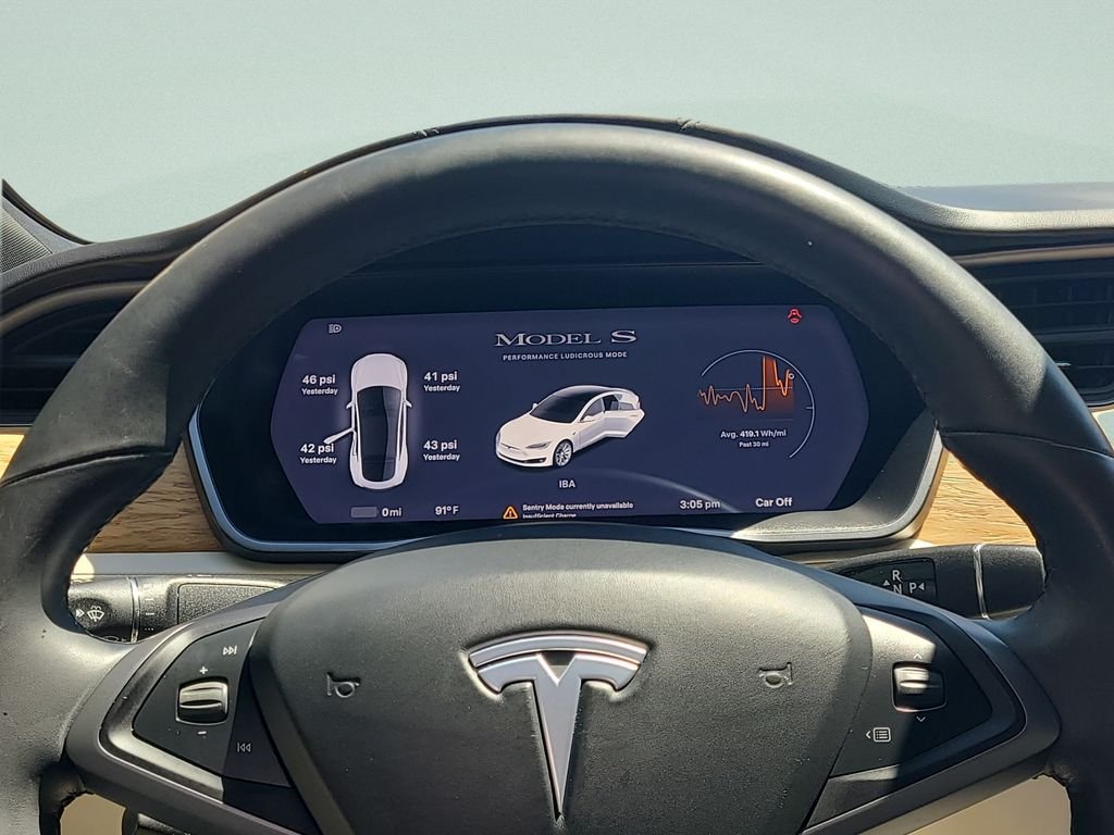 Used 2019  Tesla Performance image 21