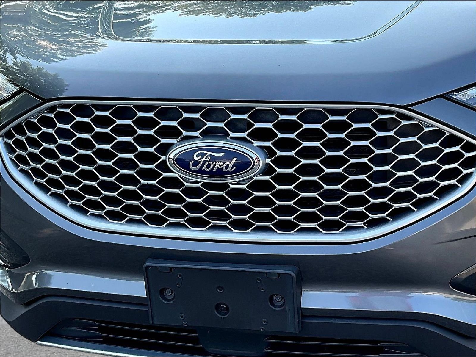 Used 2024 Gray Ford SEL image 22