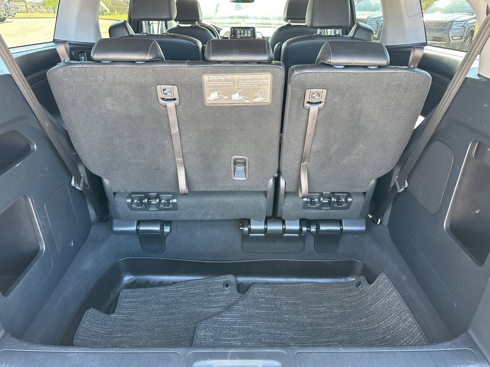 Used 2023 Gray Honda EX-L image 16