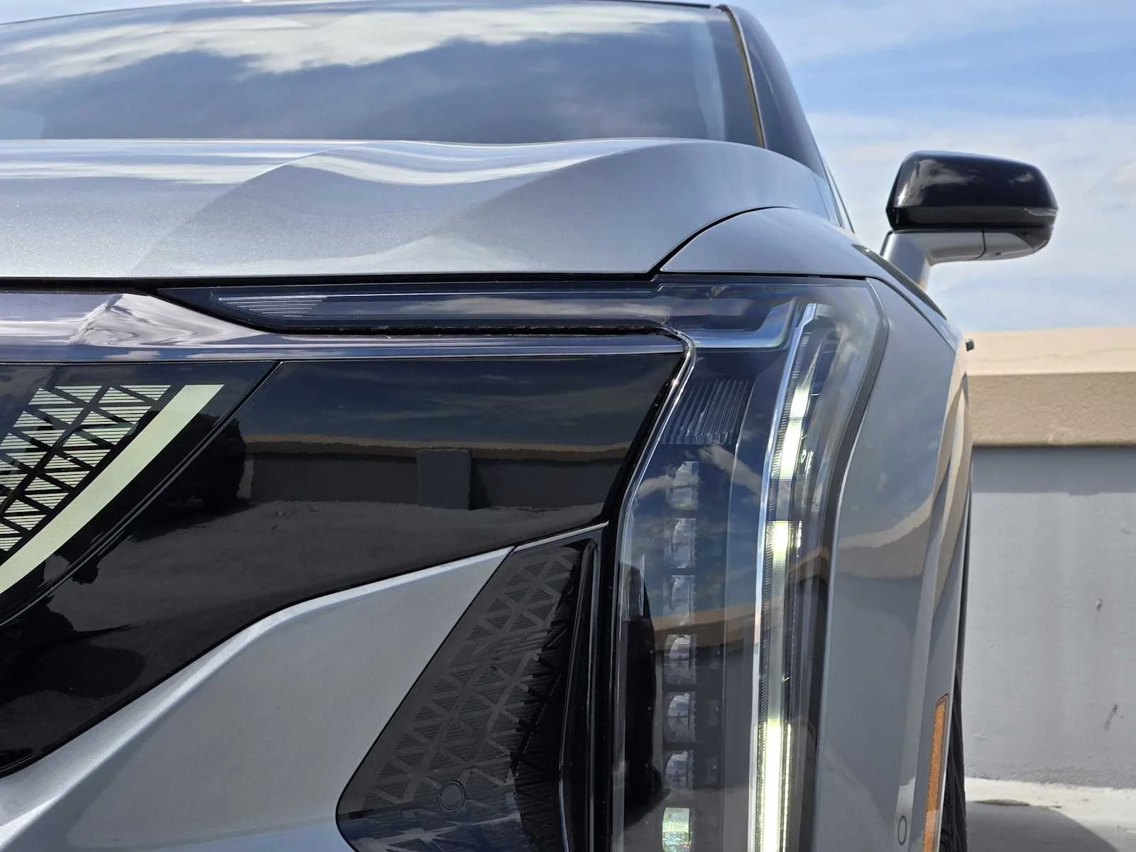 New 2026 Argent Silver Metallic Cadillac V-Series image 5