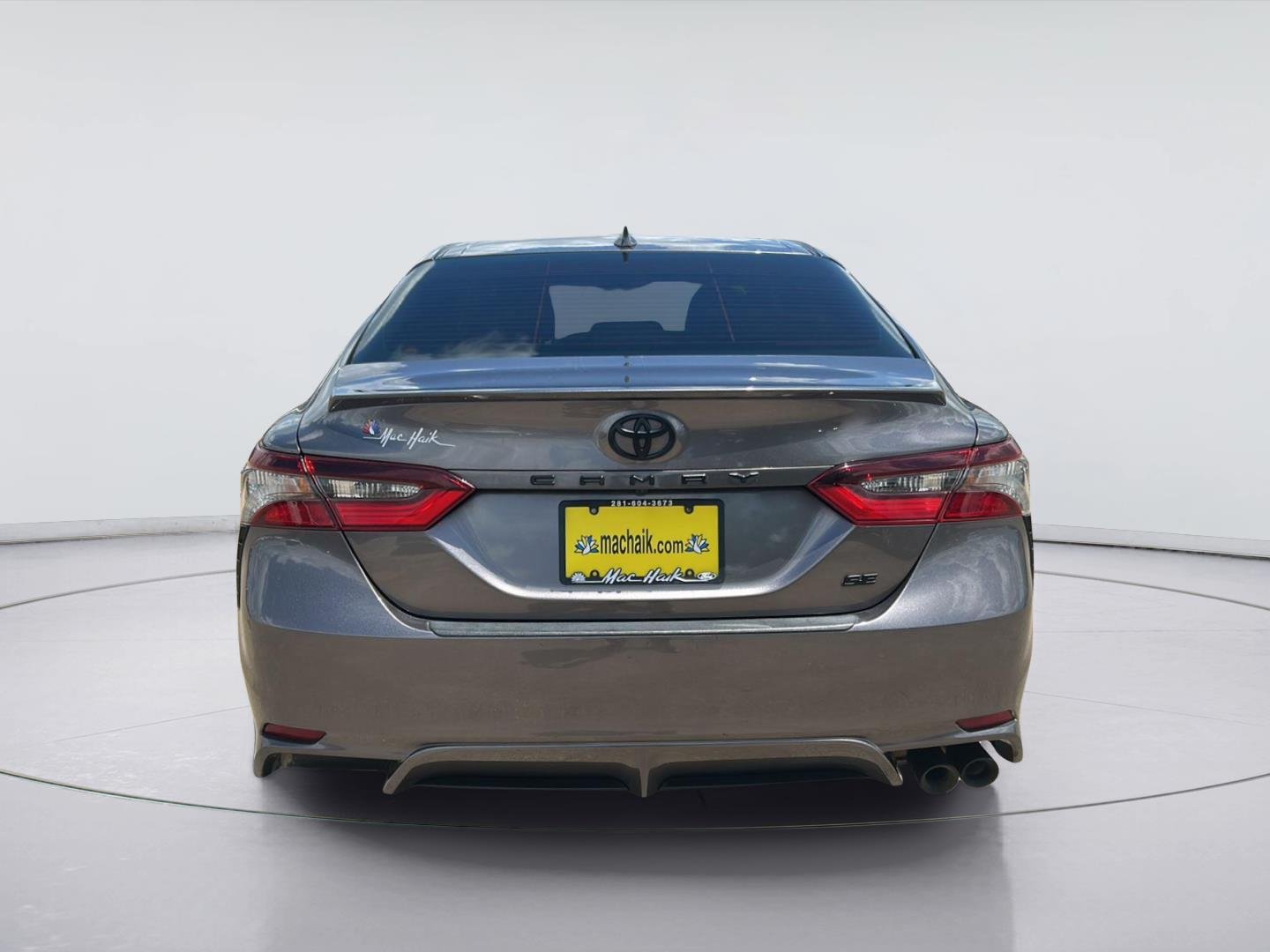 Used 2024 Predawn Gray Mica Toyota SE image 5