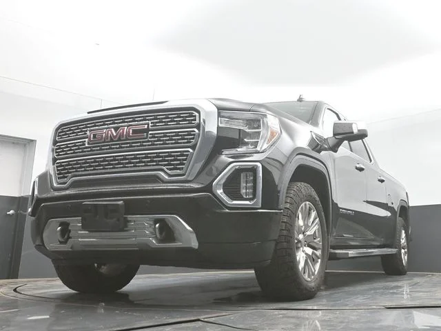 Used 2020 Black GMC Denali image 28