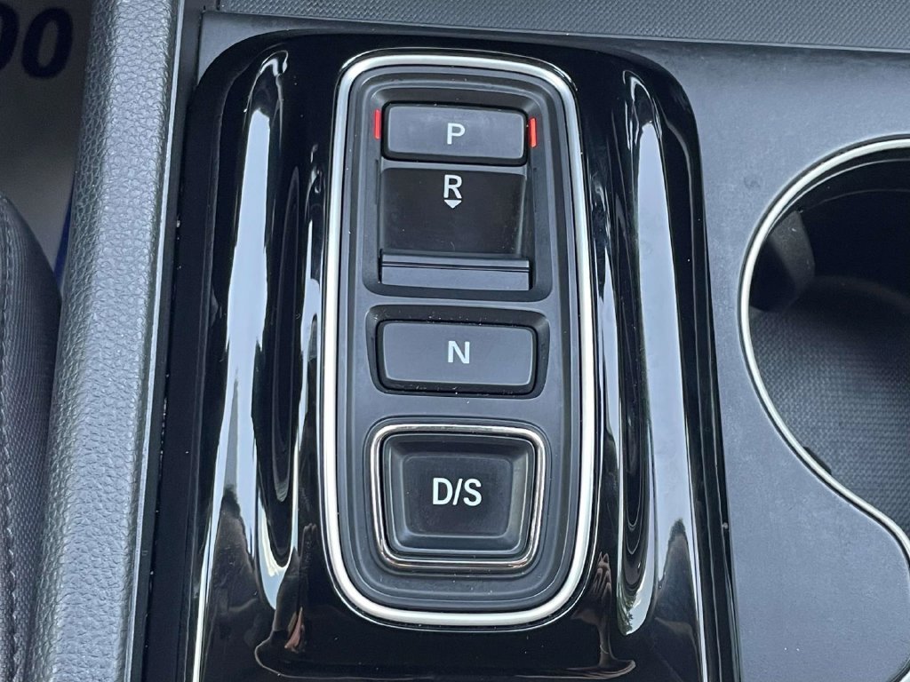 Used 2023  Honda LX image 31