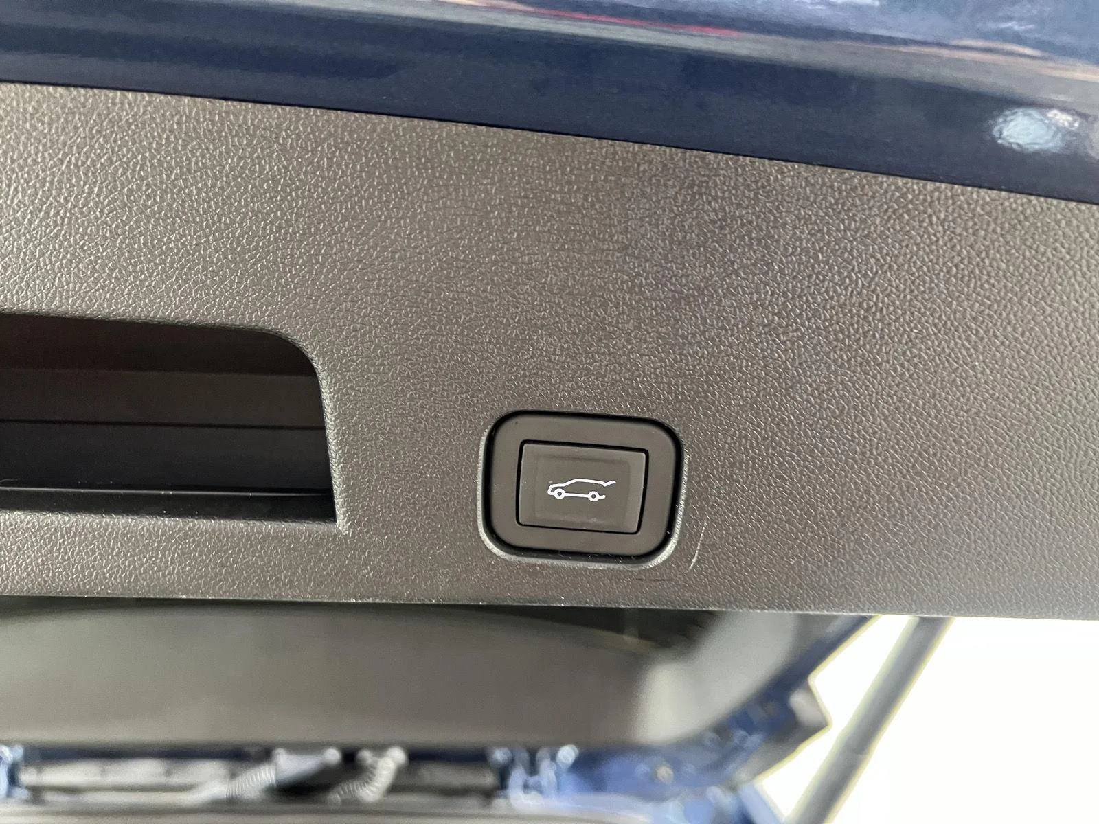 New 2026 Lakeshore Blue Metallic Chevrolet LT image 29