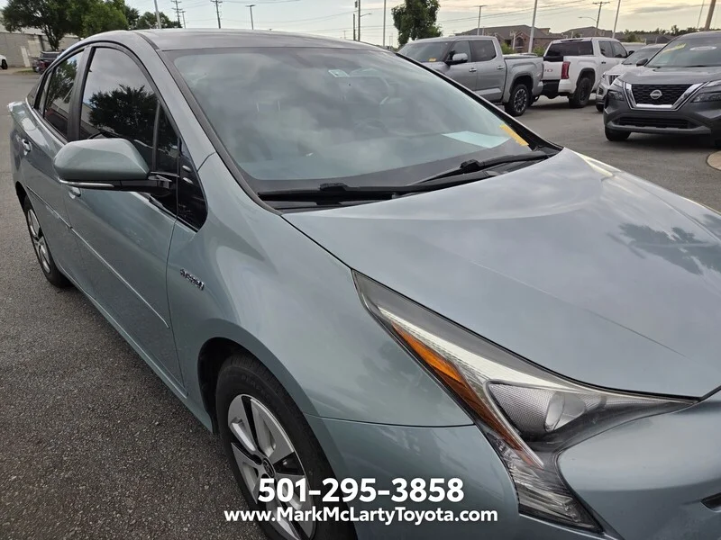 Used 2016 Pearl TOYOTA THREE image 4