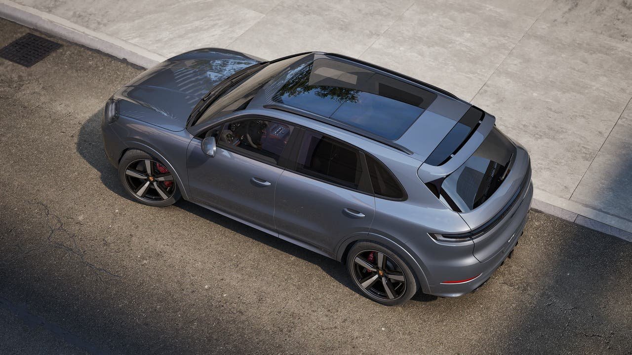 New 2026 Vanadium Grey Metallic Porsche GTS image 4