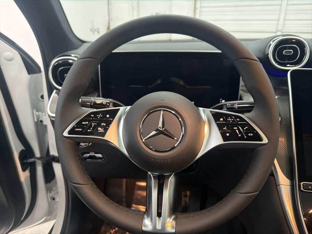 Used 2026 White Mercedes-Benz GLC 300 image 15