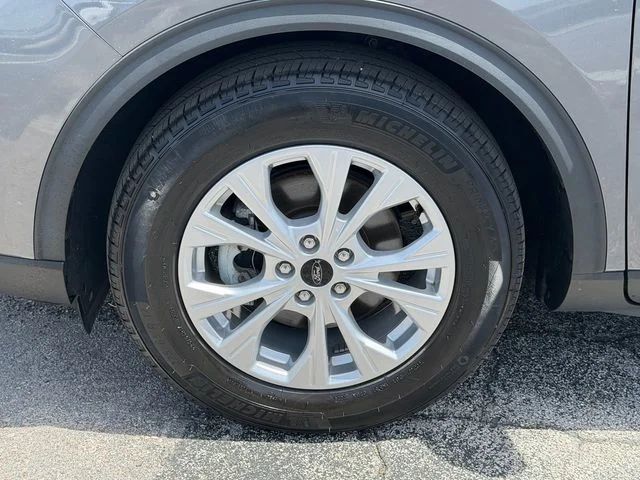 Used 2024 Gray Ford Active image 19