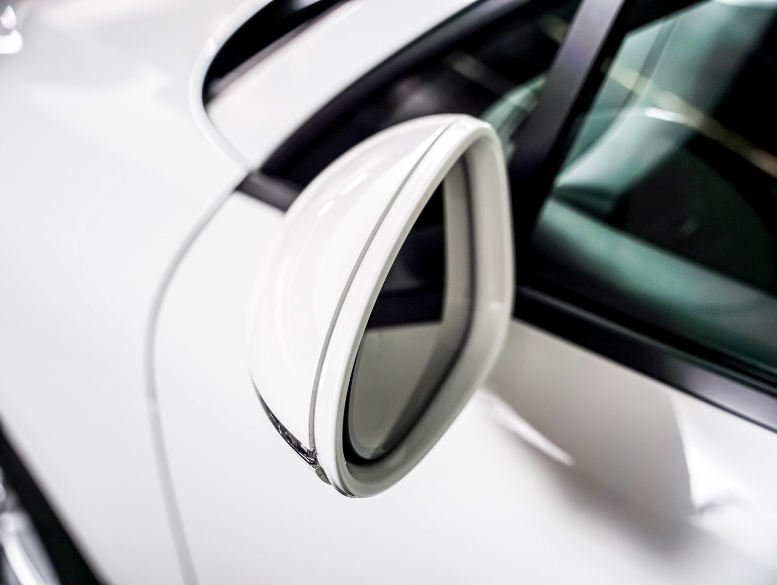 Used 2026 White Porsche  image 31