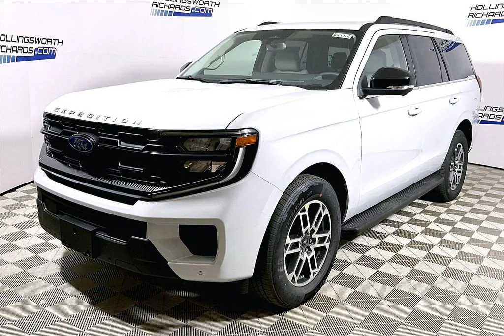 2026 Ford Expedition Active