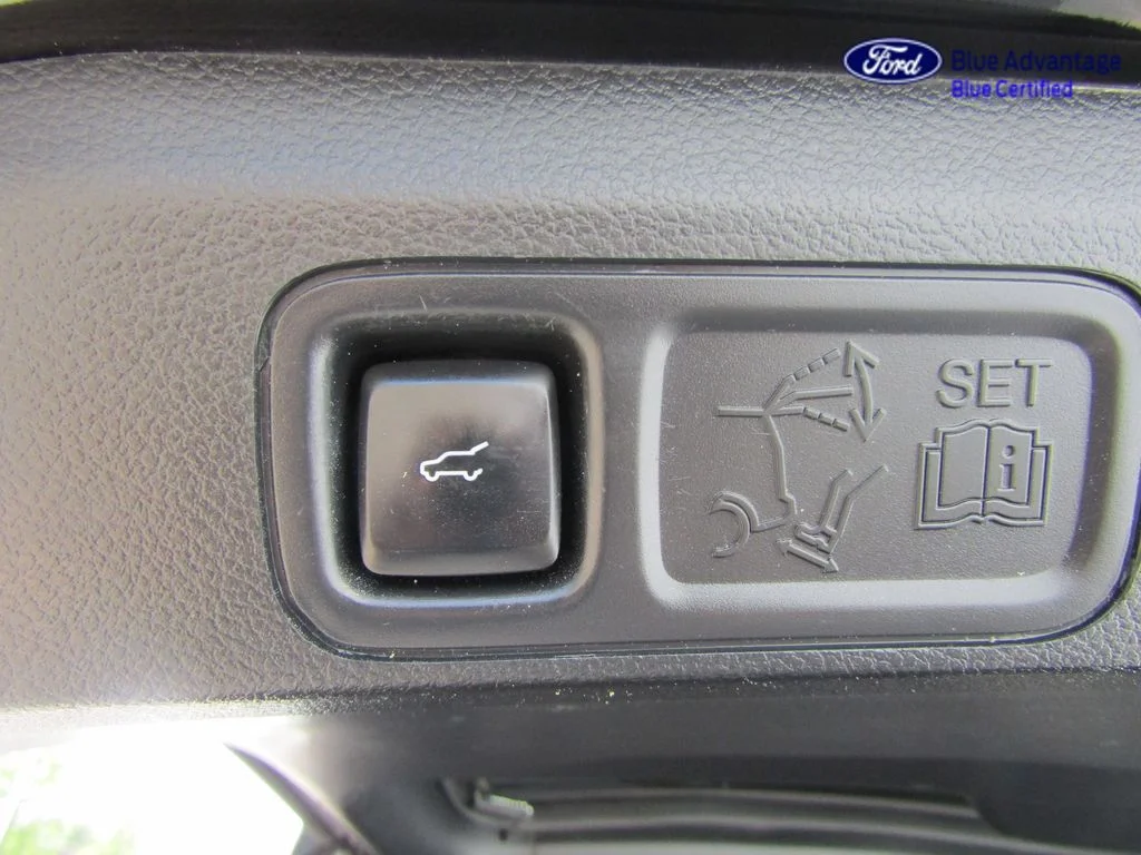 Certified Used 2020 Agate Black Ford Limited image 27
