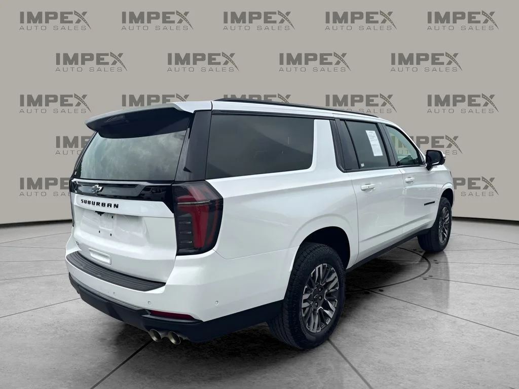 Used 2025 Beige Chevrolet Z71 image 3