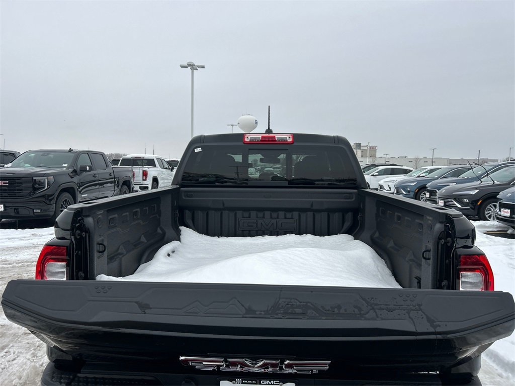 2026 GMC CANYON - Image 33