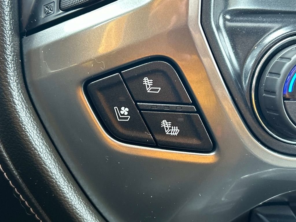 Used 2018 Black Chevrolet LTZ image 29