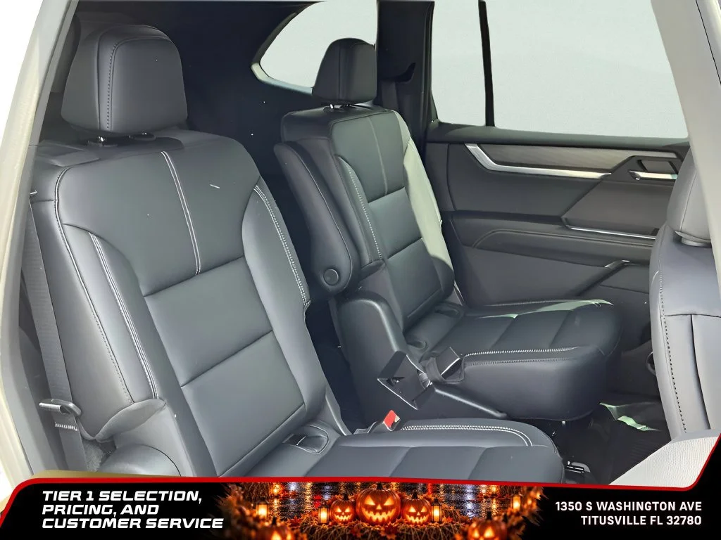 New 2026 Summit White GMC Elevation image 19