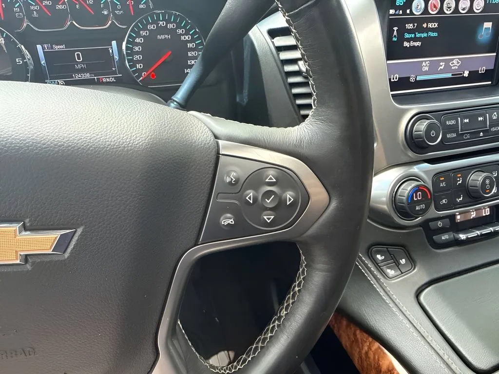 Used 2018 BLACK Chevrolet Premier image 21