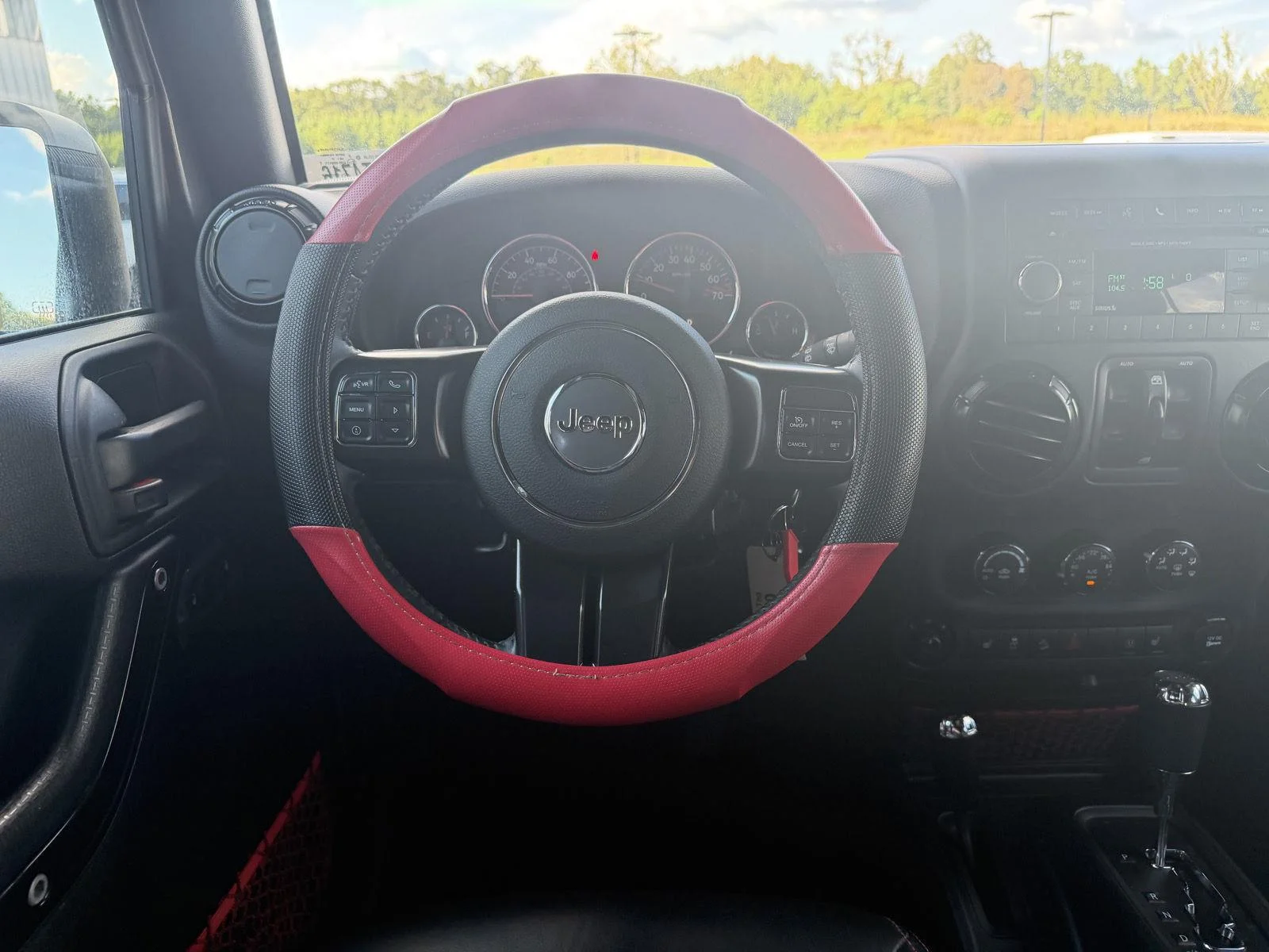 Used 2017 Granite Crystal Metallic Clearcoat Jeep Rubicon Recon image 8