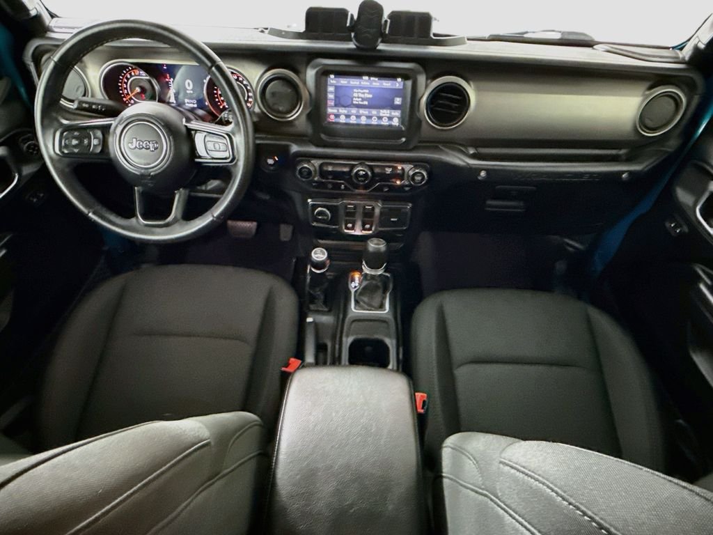 Used 2019 Bikini Pearlcoat Jeep Sport S image 13