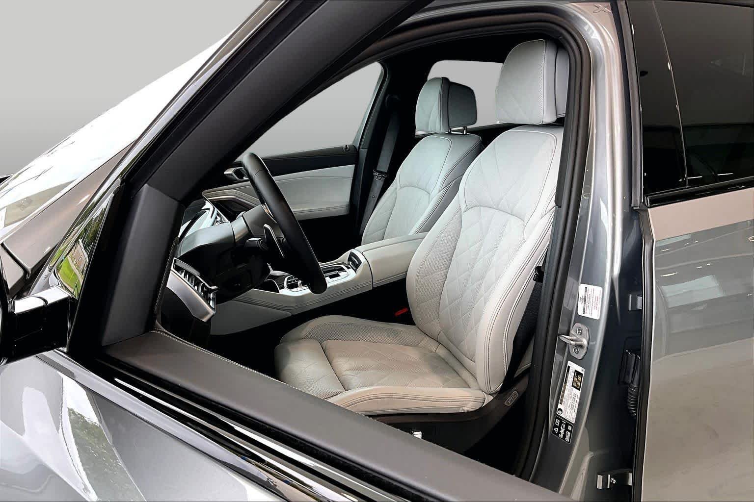 Certified Used 2026 Skyscraper Grey Metallic BMW xDrive40i image 7
