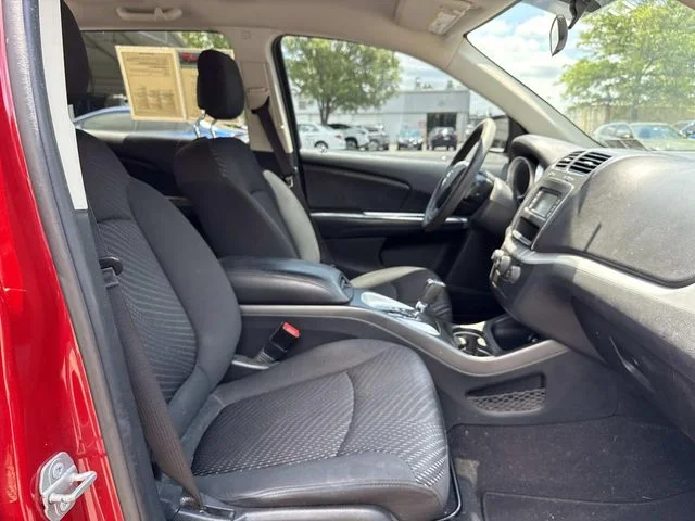Used 2018 Red Dodge SE image 15
