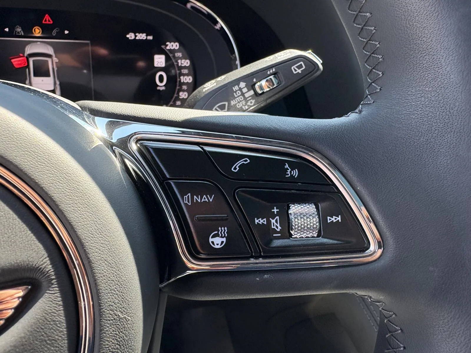 2024 Bentley Bentayga - Photo 26