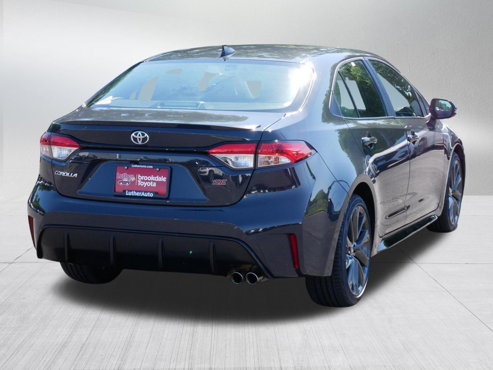 Certified Used 2025 UNDERGROUND Toyota SE image 6