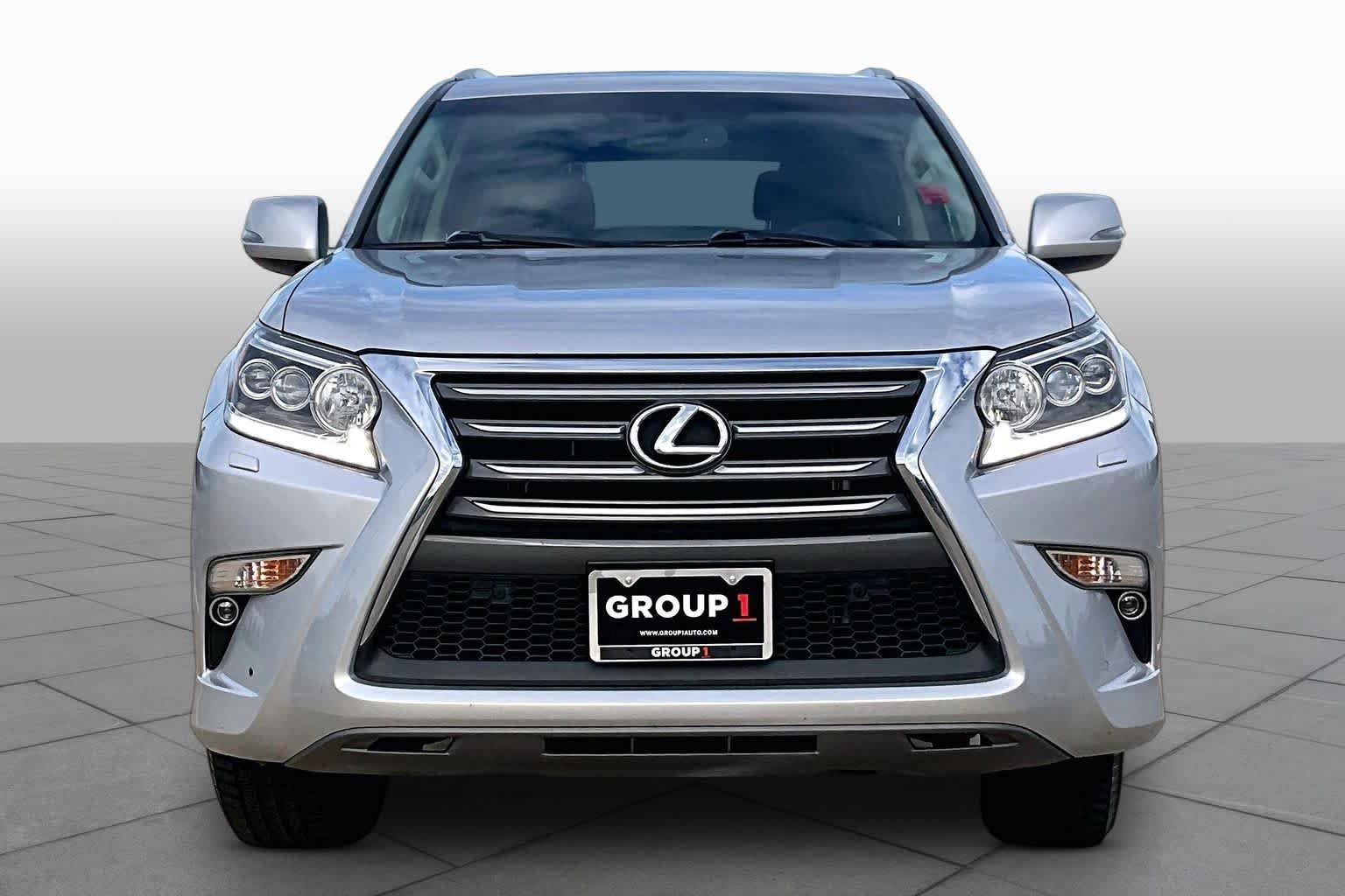 Used 2018 Silver Lining Metallic Lexus Premium image 4