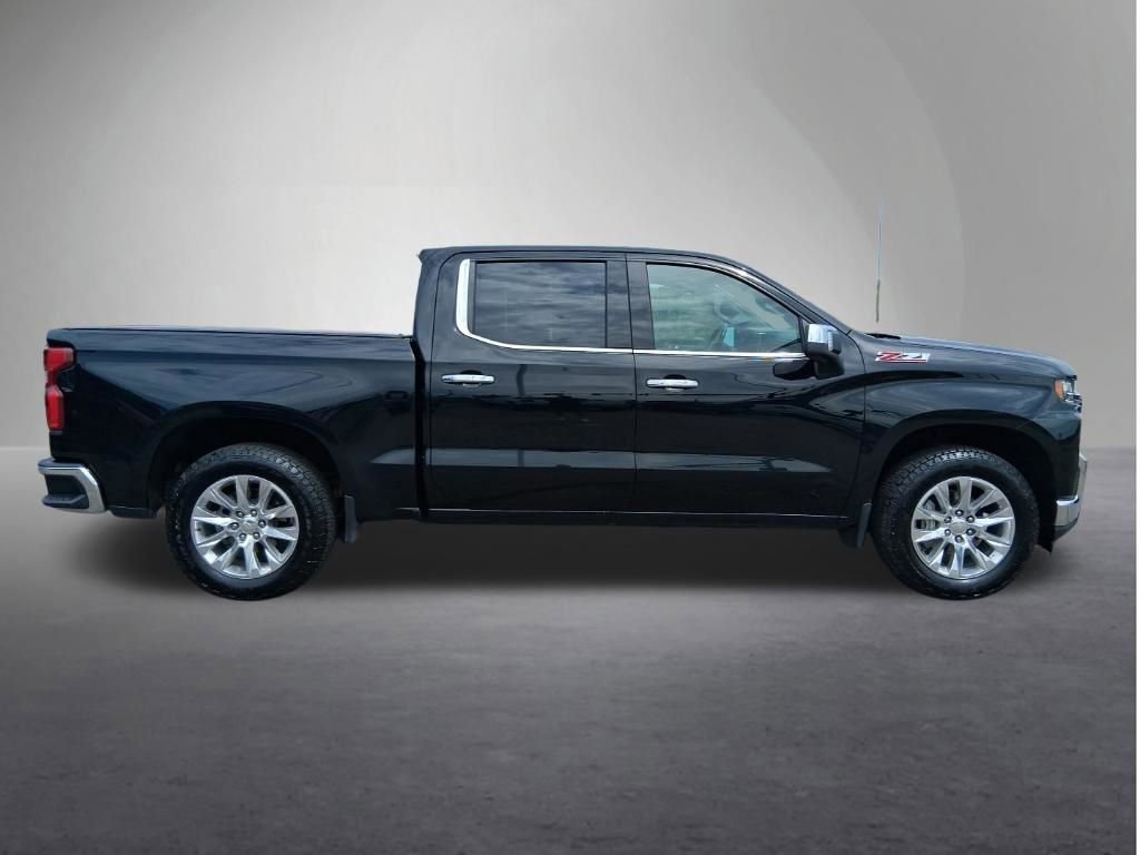Used 2021 Chevrolet Silverado 1500 LTZ with VIN 3GCUYGEDXMG127208 for sale in Red Wing, Minnesota