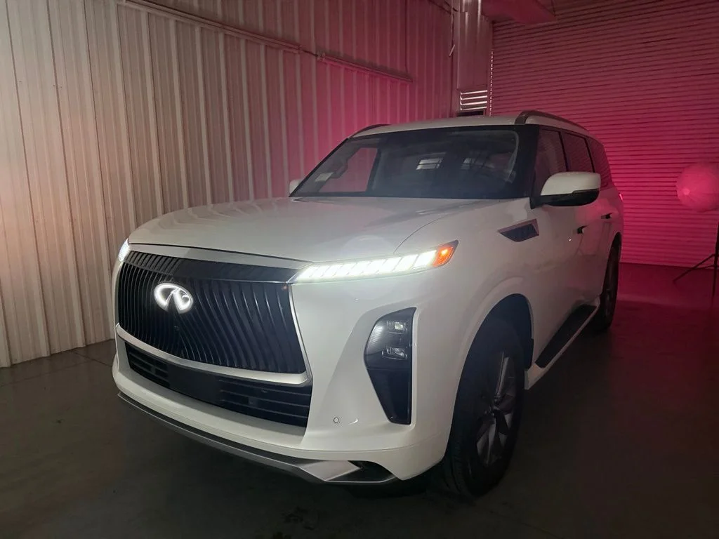 Used 2026 White INFINITI PURE image 8