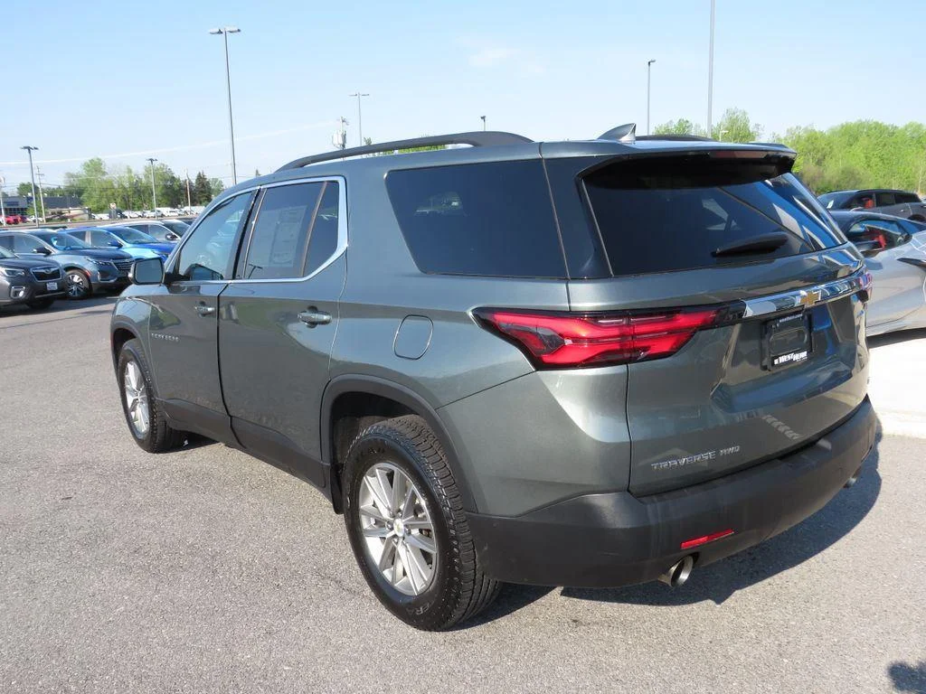 Used 2023 Silver Sage Chevrolet LT image 13
