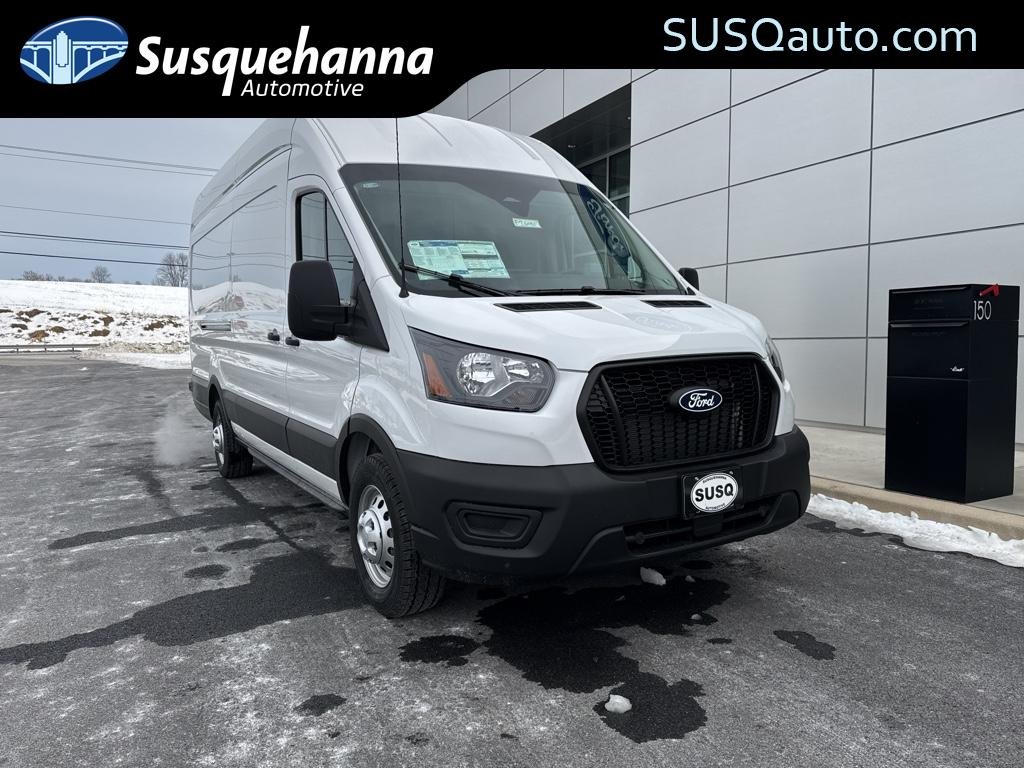 New 2026 Oxford White Ford Base w/9,950 lb. GVWR image 1