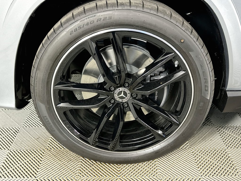New 2027 Cirrus Silver Metallic Mercedes-Benz GLS 450 image 33