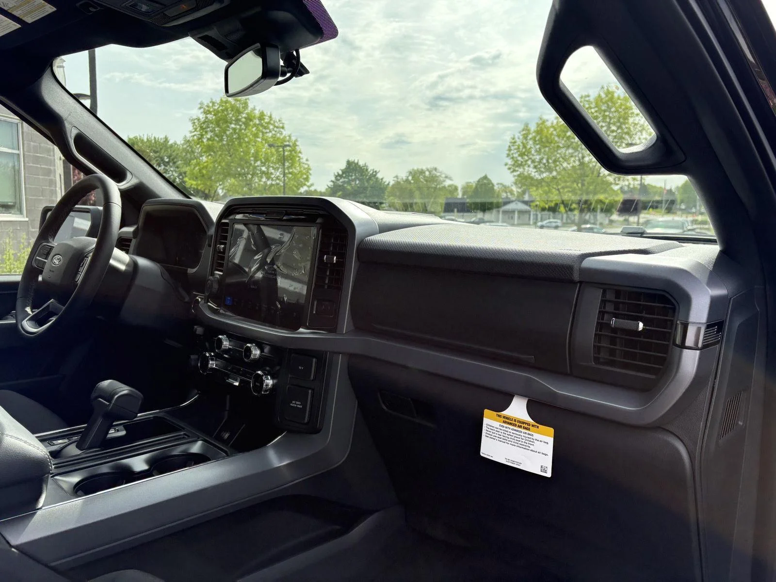 New 2026 Agate Black Ford XLT image 24