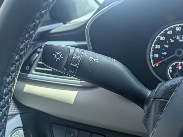 Used 2023 White Genesis 3.3T image 27
