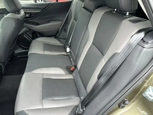 Used 2025 Green Subaru Onyx Edition image 26