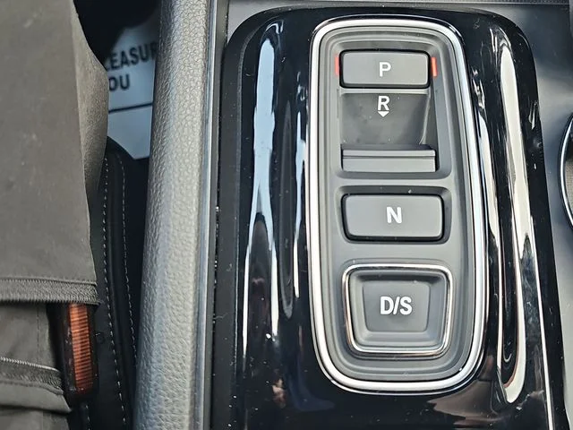 Used 2025 Gray Honda EX-L image 17