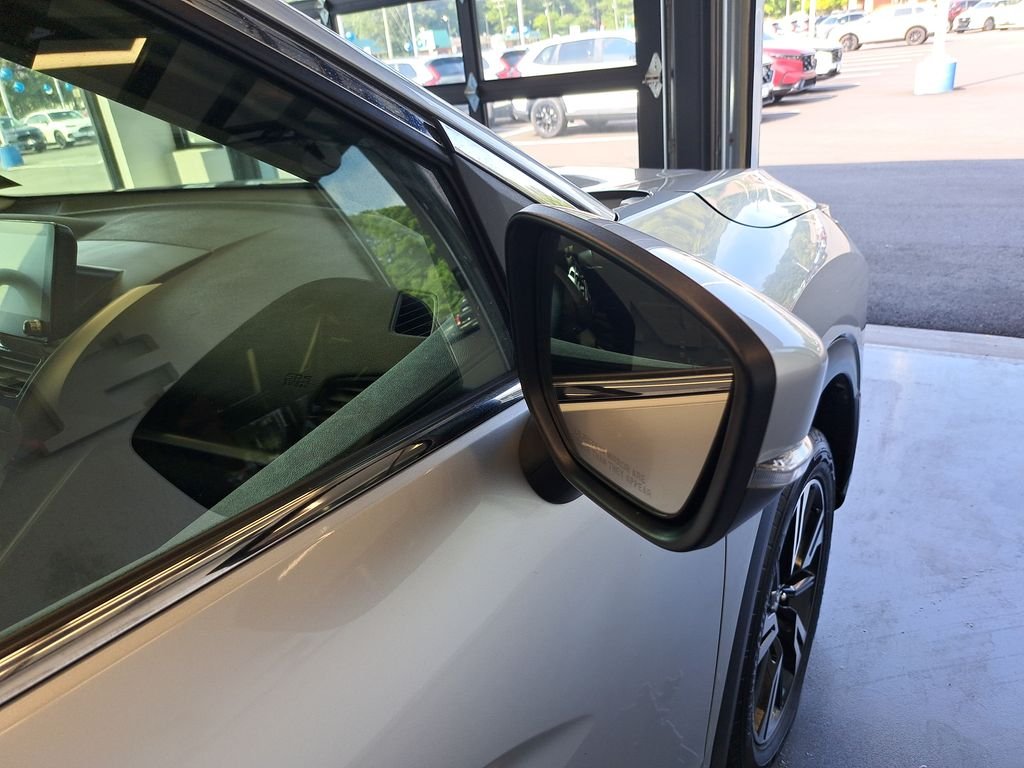 Used 2024 Black Mitsubishi SE image 32