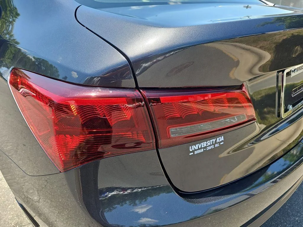 Used 2015  Acura V6 Tech image 32
