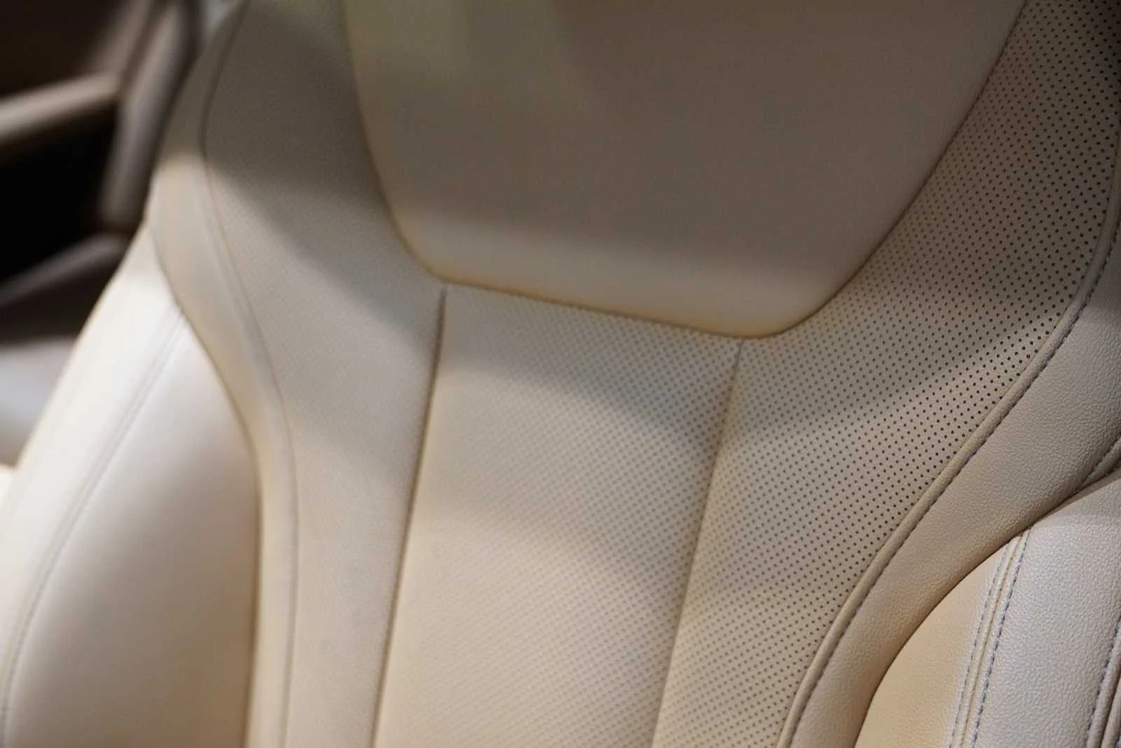 Certified Used 2023 Alpine White BMW 430i image 12