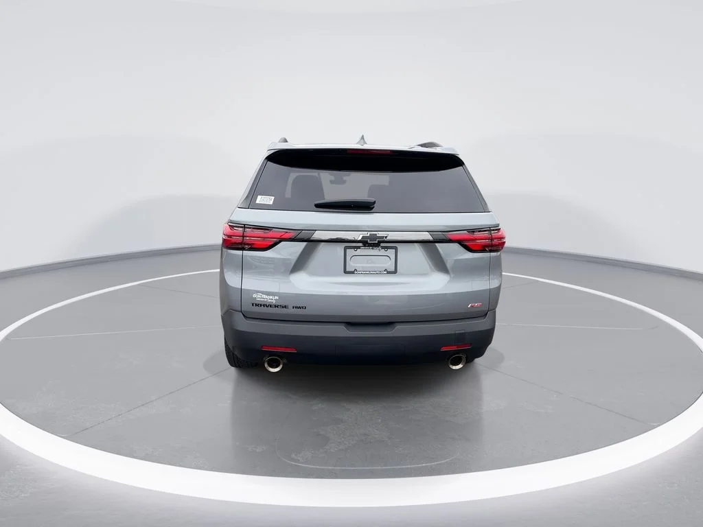 Used 2023 Gray Chevrolet RS image 7