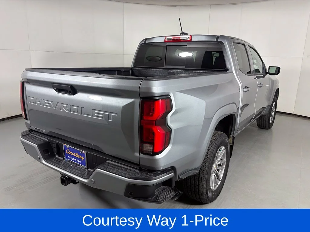 Used 2025 Sterling Gray Metallic Chevrolet WT/LT image 11