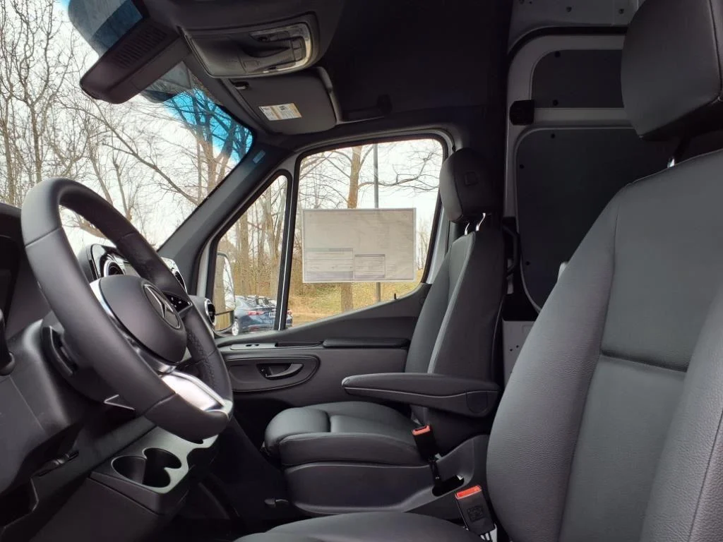 2025 Mercedes-Benz Sprinter Cargo Van Base - Photo 13