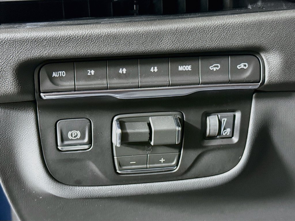Certified Used 2026 Deep Sea Metallic Cadillac Sport image 10